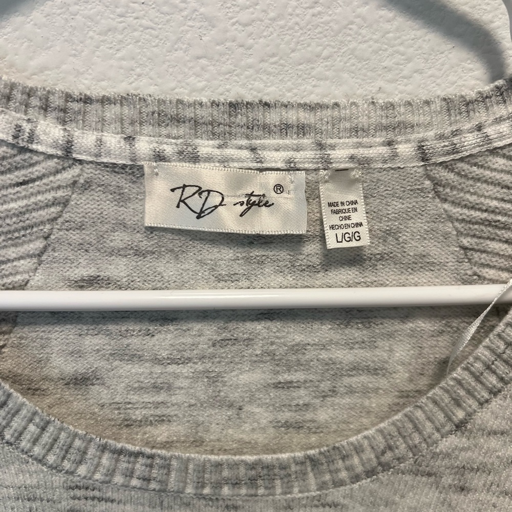 RD Style Gray Knit Long Sleeve Top | Size L - Picture 2 of 4